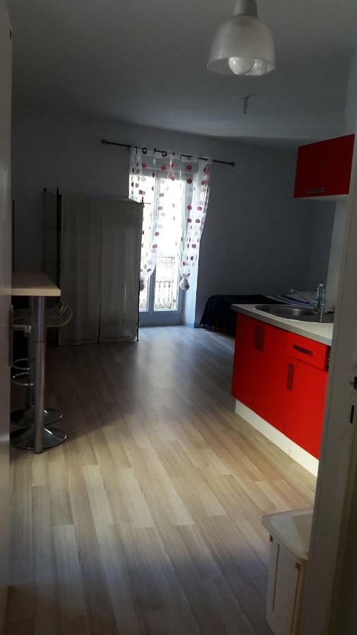 Studio Au Coeur De Viviers Exteriör bild